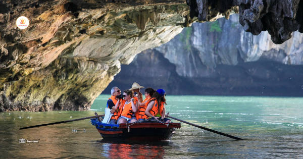 Travel from Hanoi to Ha Long Bay