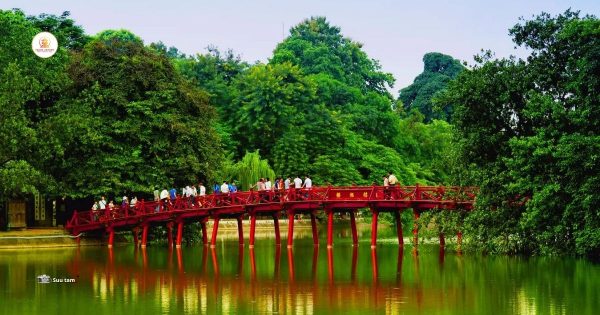 Why Travel Hanoi Vietnam Should Be on Your Bucket List